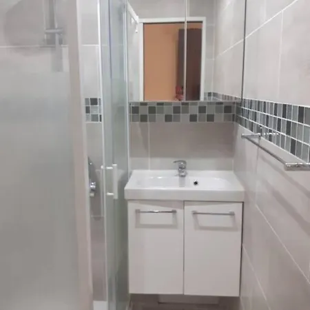 F2 A Appartement